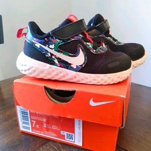 Nike Revolution 5 Toddler Sneakers